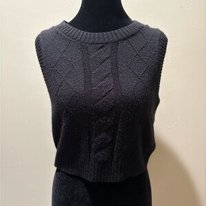 H & M Cable Knit Sleeveless Sweater